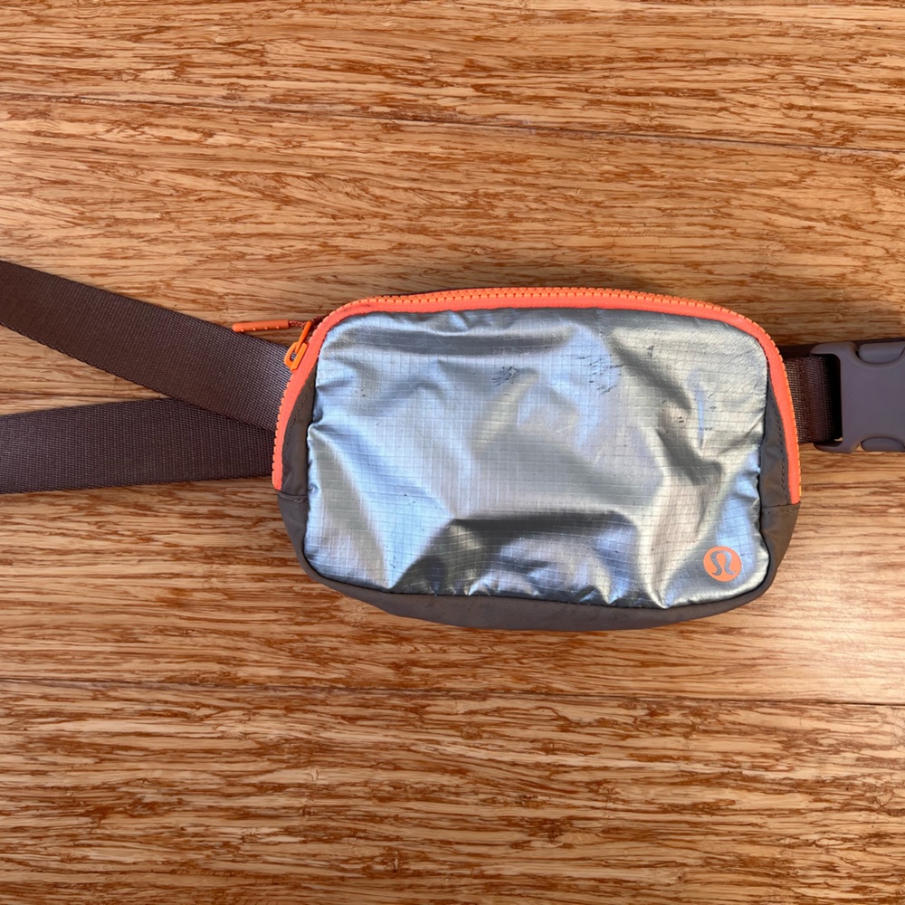Lululemon Belt bag